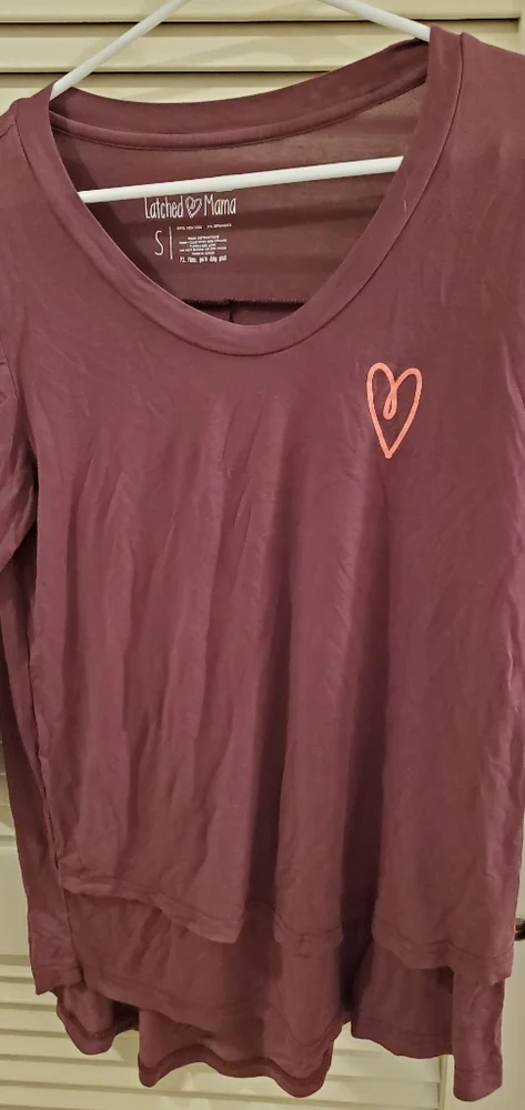 Latched mama nursing top - Picture 2 of 4